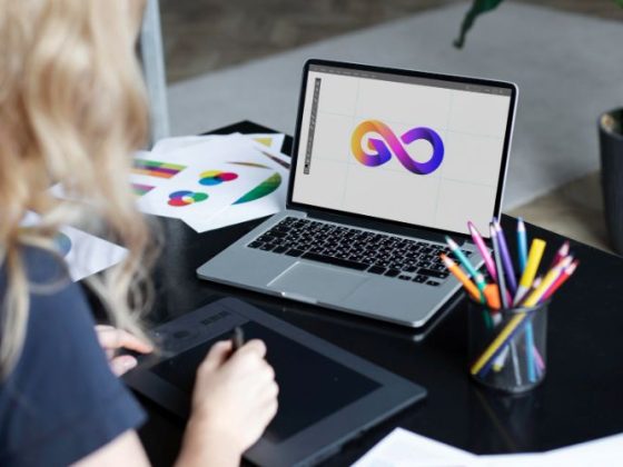 Best Logo Maker for your Business in 2025: Free and Paid Tools