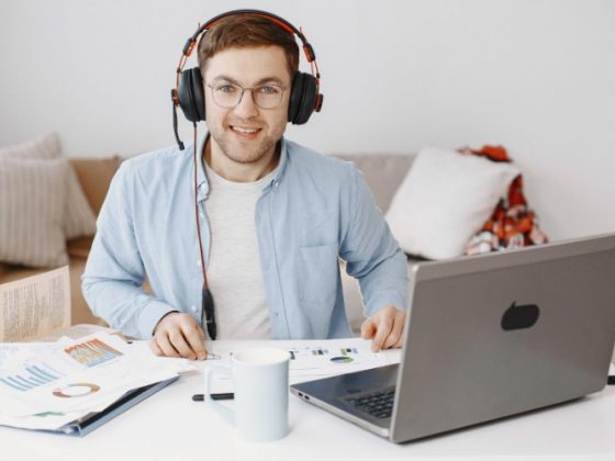 6 Best Virtual Assistant Websites to Hire Virtual Assistant Services in 2025