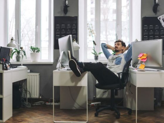 Top 12 Bad Work Habits Destroy Your Potential -Get Rid of in 2025