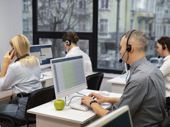 7 Best Call Automation Tools for SaaS Growth in 2025